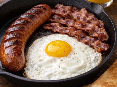 Snídaně v litinové pánvi